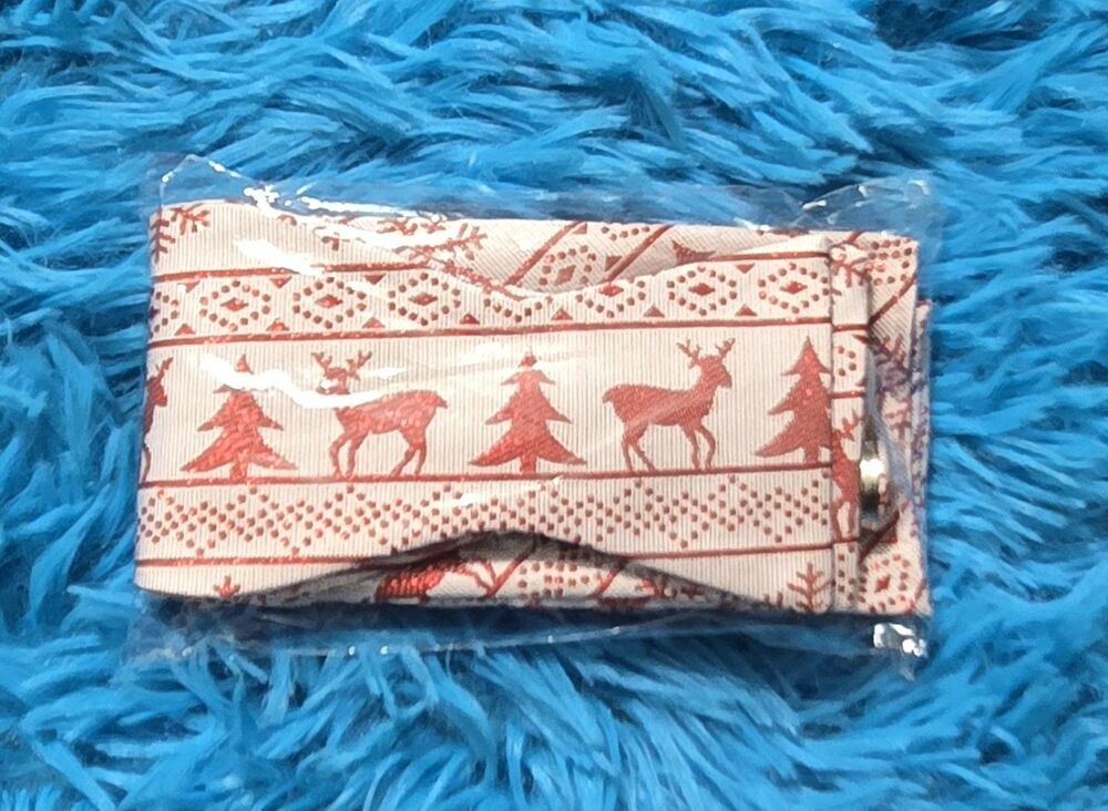 Adjustable Red & White Reindeer Snowflake Bow Tie & Cufflinks Holiday Set - Picture 6 of 7